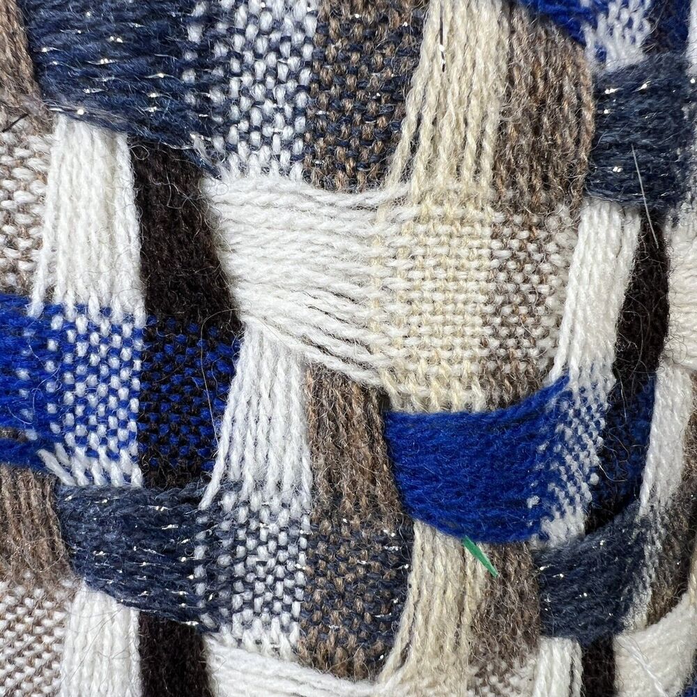 Italian Woven Lambswool Scarf Unisex 32”x9 Tassel Textured Blue Tan‎ Fall Winter - Picture 7 of 8